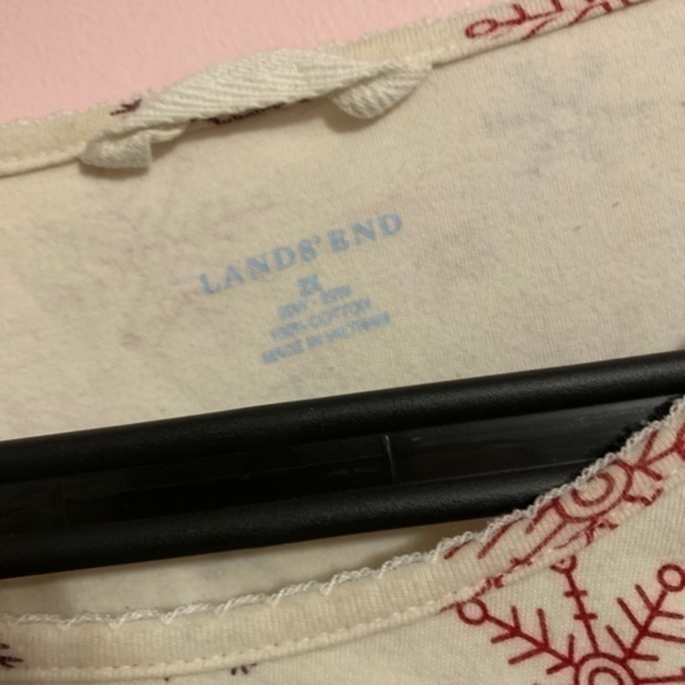 LandsEnd | snowflake long sleeve - Picture 3 of 3